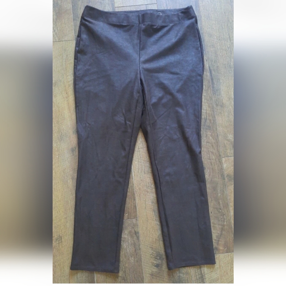 Chico's Women's Size 1 US 8 Crop Straight Pants Brown Faux Suede Leather Look